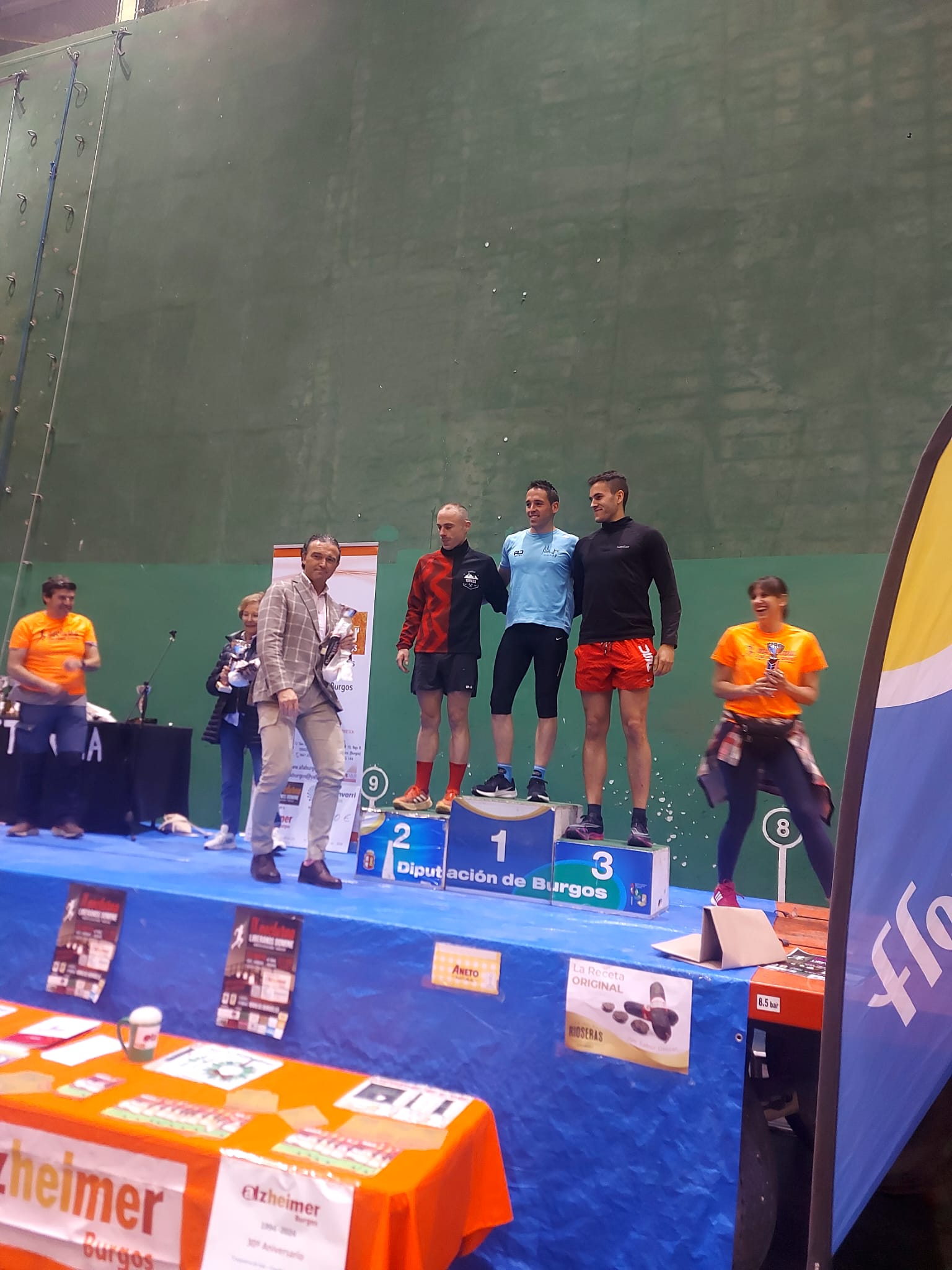 PODIUMS