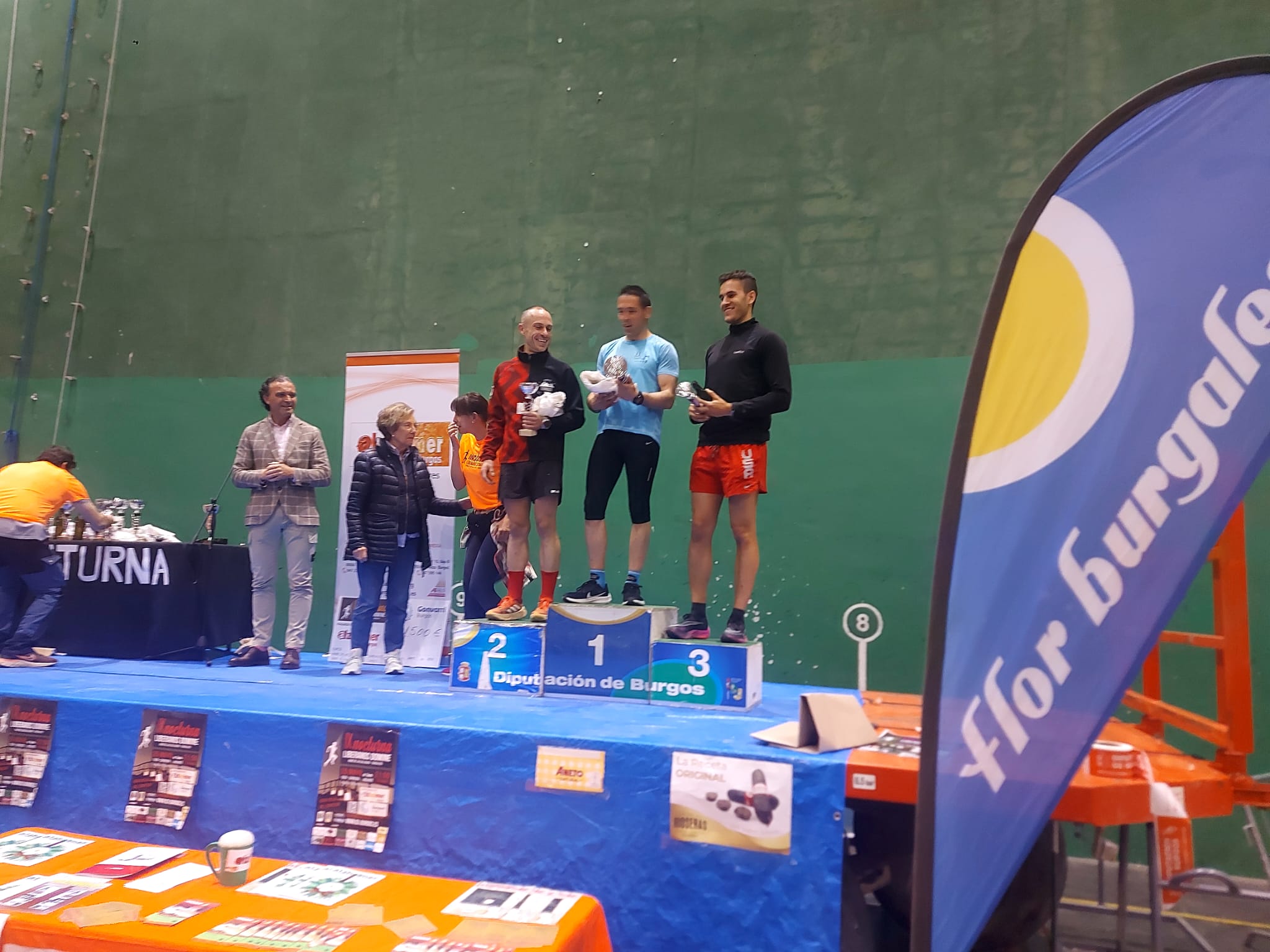 PODIUMS