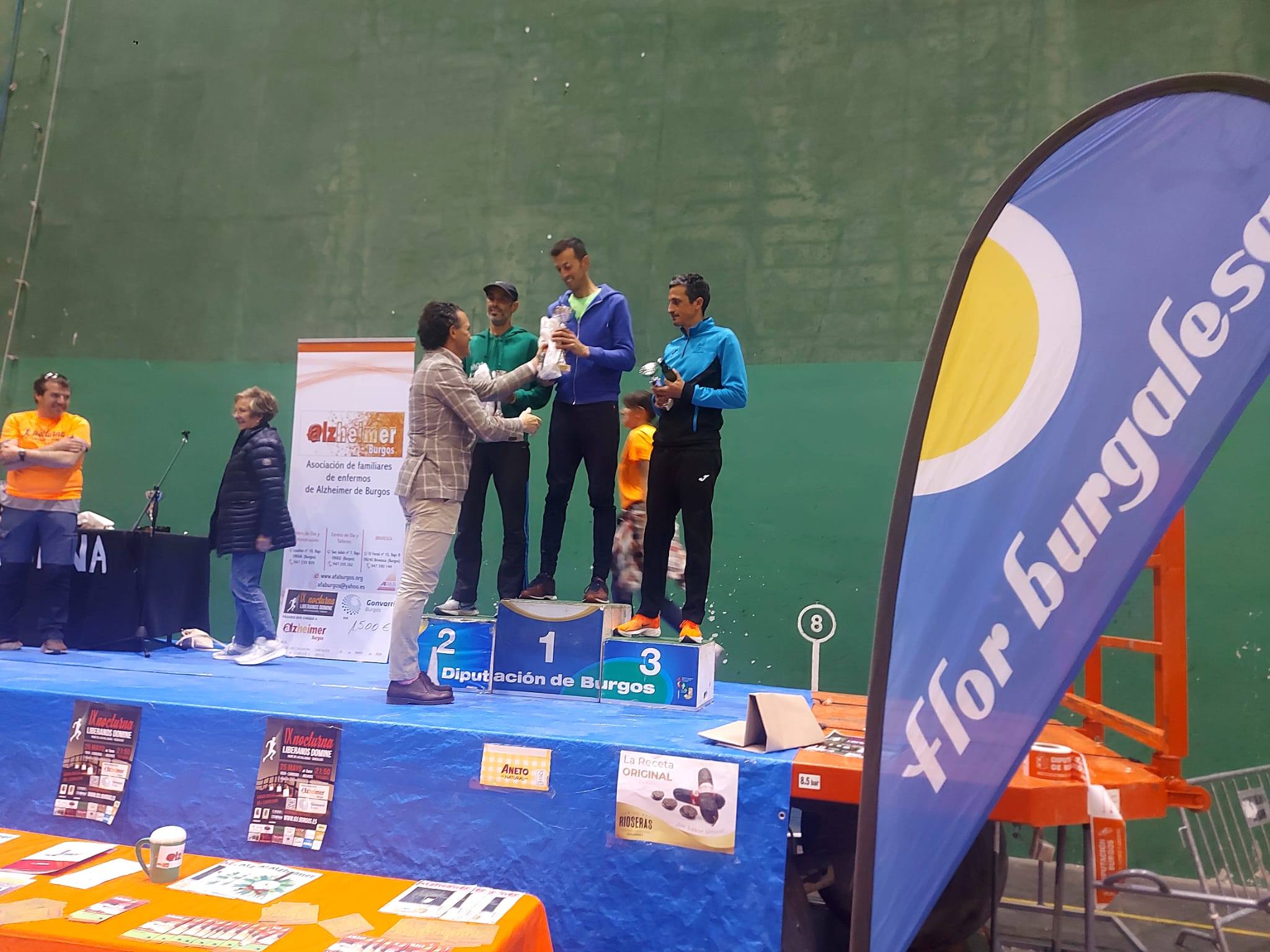 PODIUMS