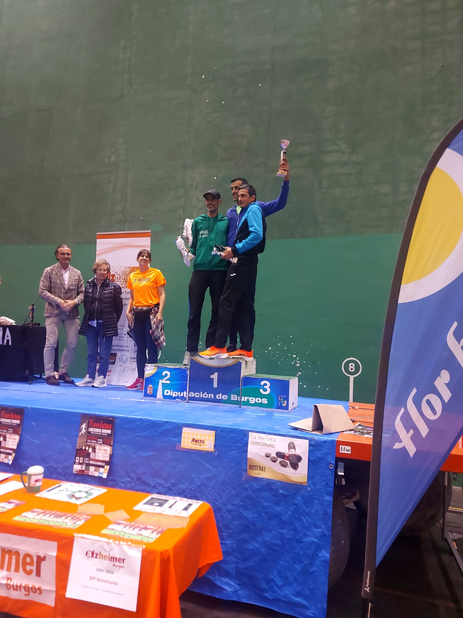 PODIUMS