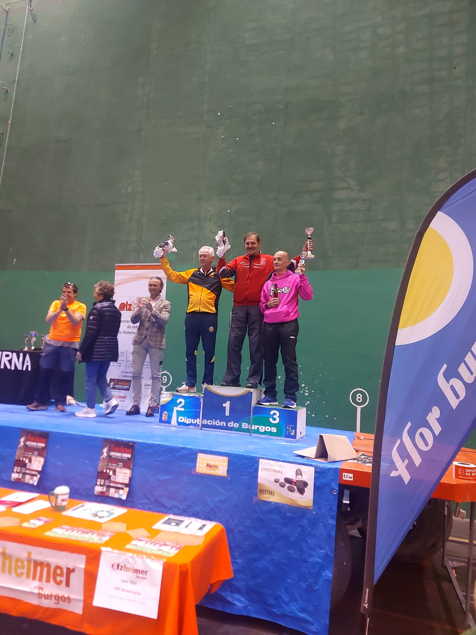PODIUMS